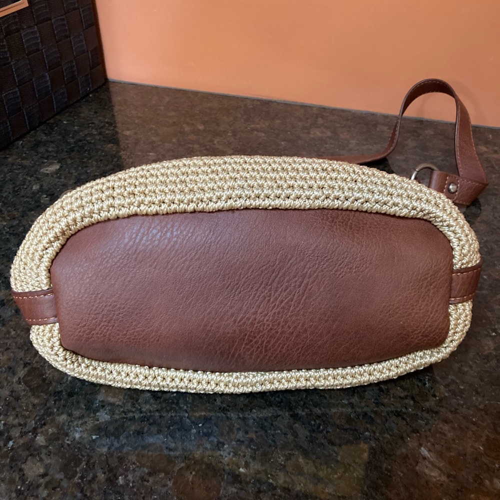 The Sak Shoulder Bag - Picture 3 of 7